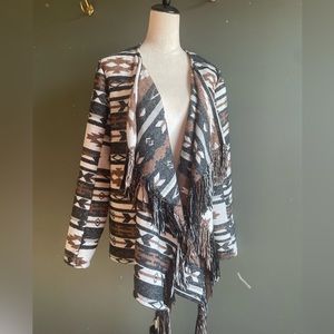 Me Jane Beautiful Fringed Sweater/Coat